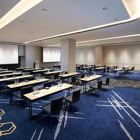 Amari Bangkok-2